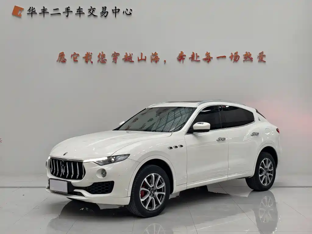 Maserati Levante 2017 — фото 1