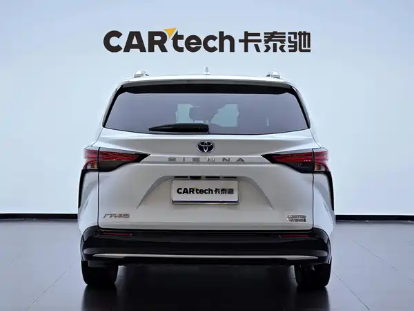 Toyota Sienna 2023