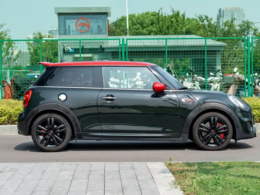 MINI JCW 2018 — фото 7