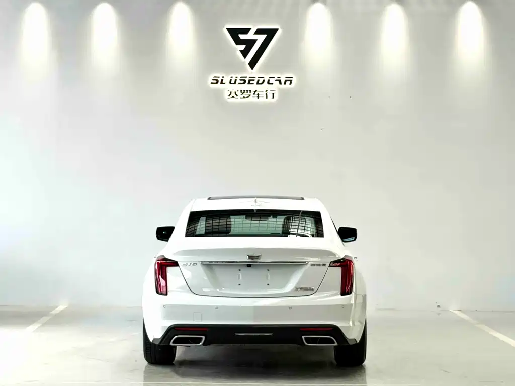 Cadillac CT5 2022 — фото 8