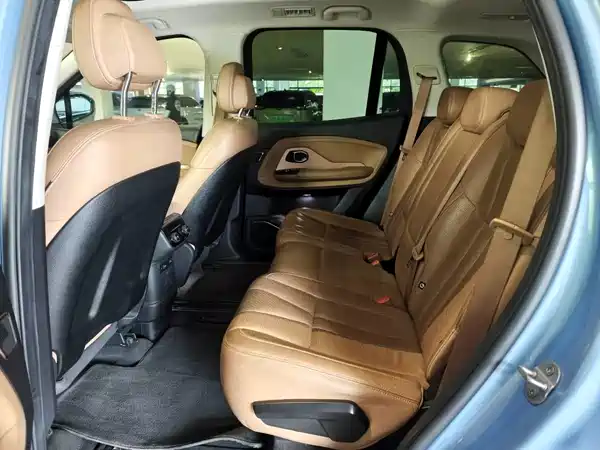 NIO ES8 2019