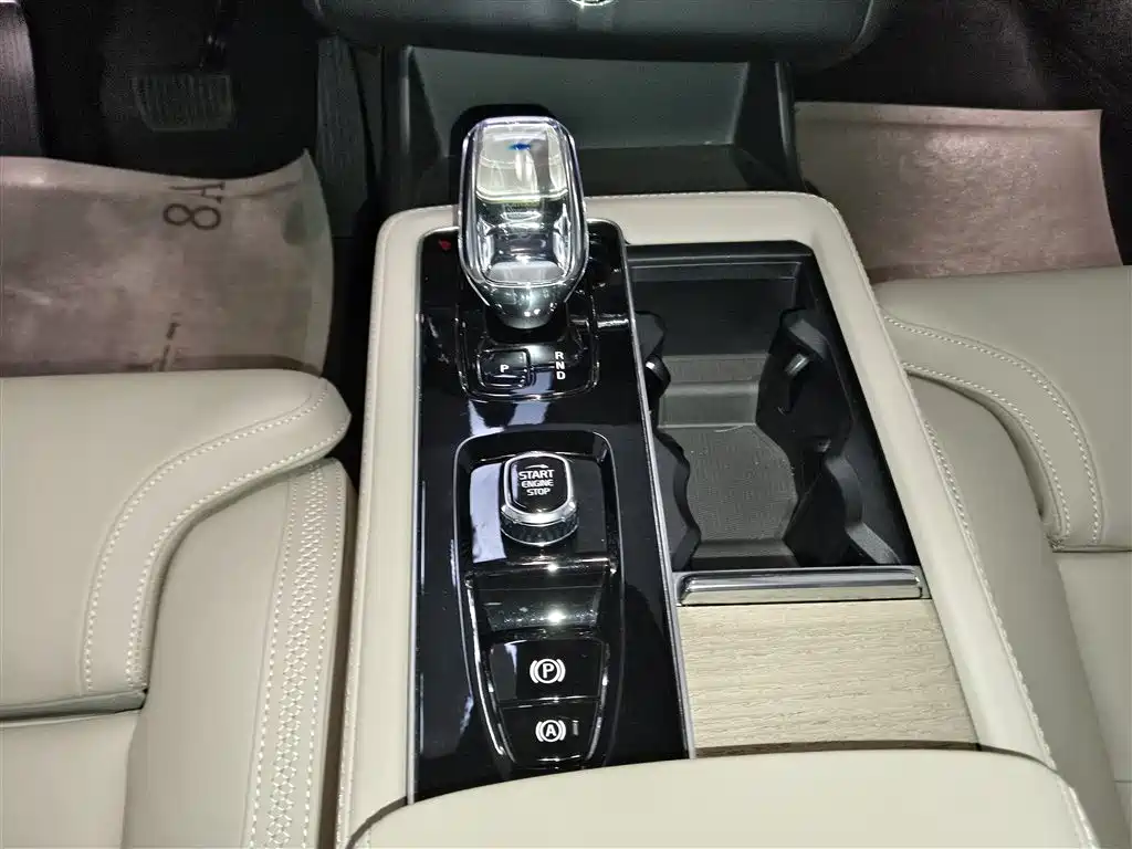 Volvo XC90 PHEV 2026 — фото 14