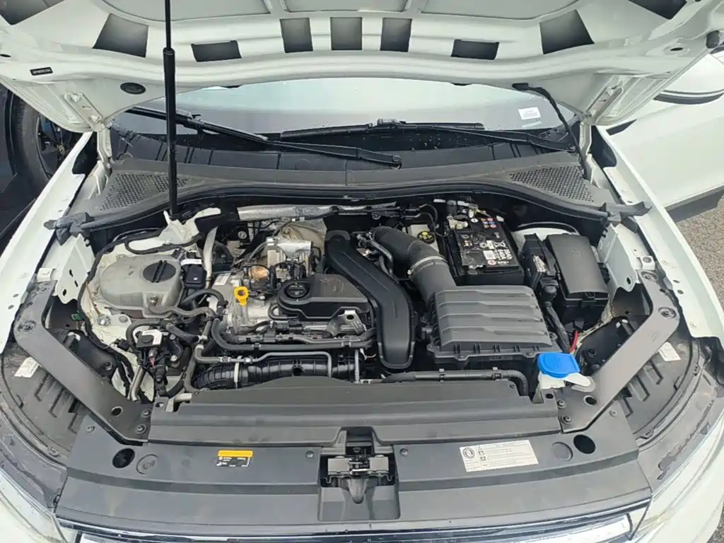 Volkswagen Tiguan L 2023 — фото 20
