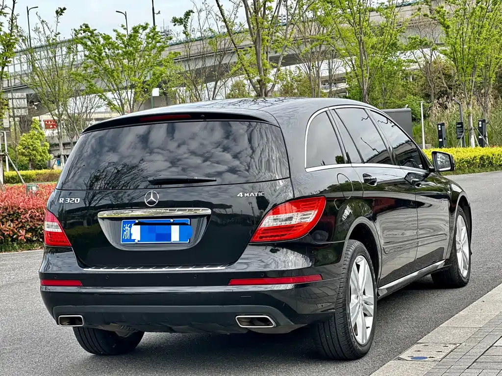 Mercedes-Benz R-Class 2017 — фото 6