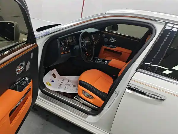 Rolls-Royce Ghost 2012
