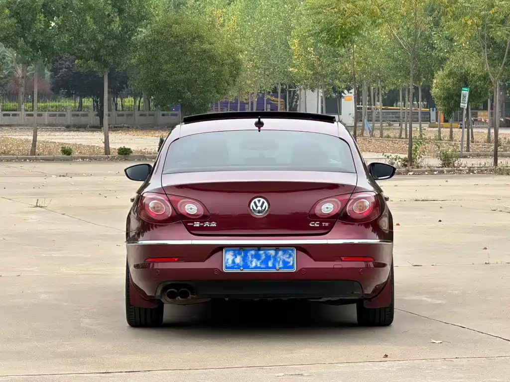 Volkswagen CC 2011