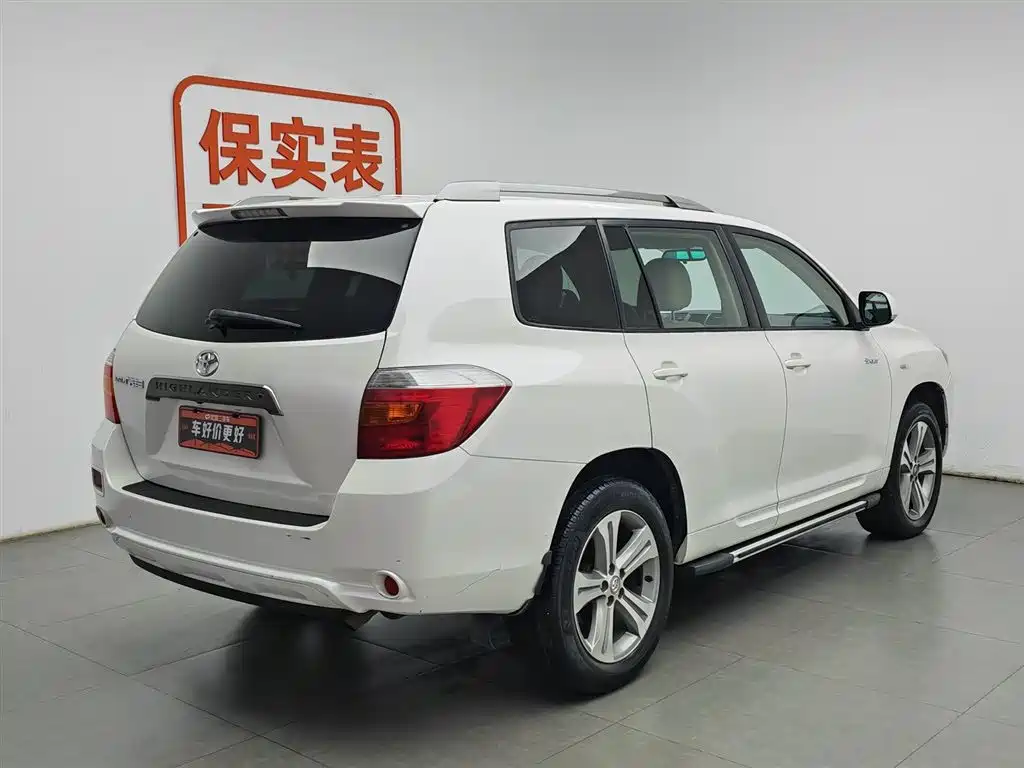 Toyota Highlander 2010 — фото 2