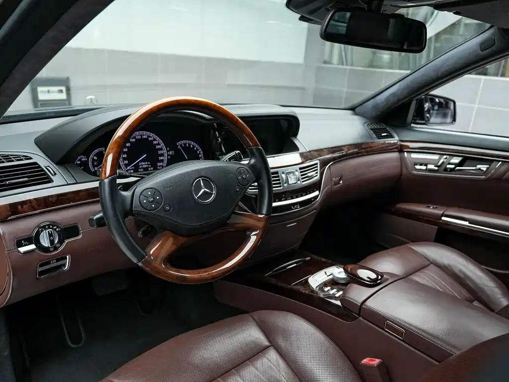 Mercedes-Benz S-Class 2011 — фото 9