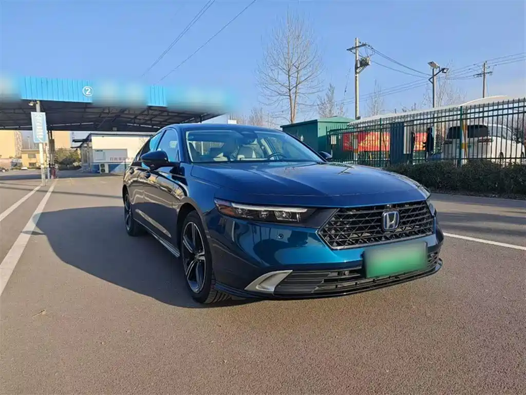Honda Accord New Energy 2023 — фото 16