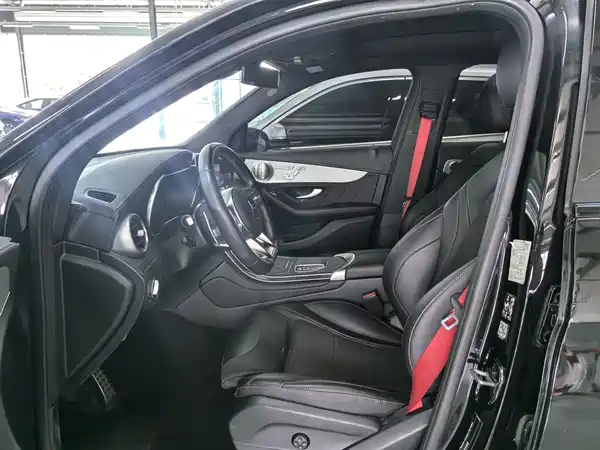 Mercedes-Benz GLC AMG 2021