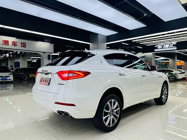 Maserati Levante 2017