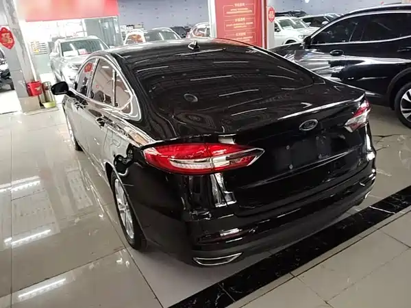 Ford Mondeo 2021