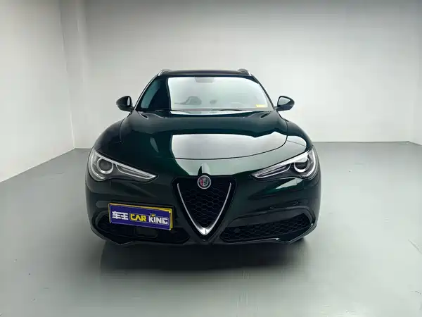 Alfa Romeo Stelvio 2021