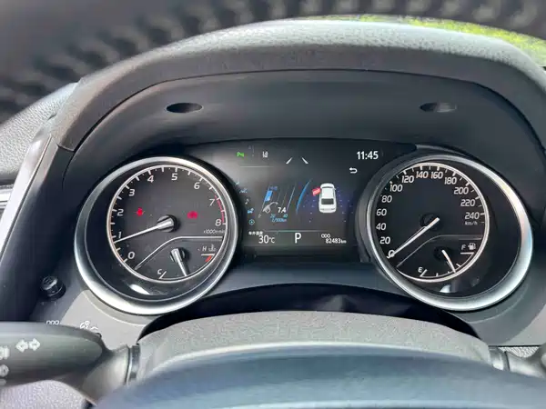 Toyota Camry 2021