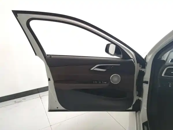 BMW 1 Series 2021