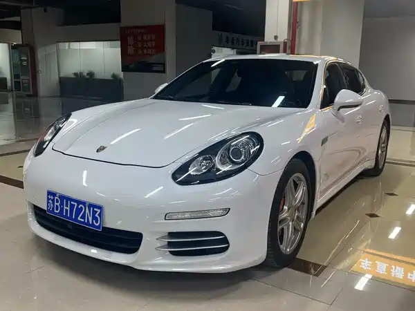 Porsche Panamera 2014