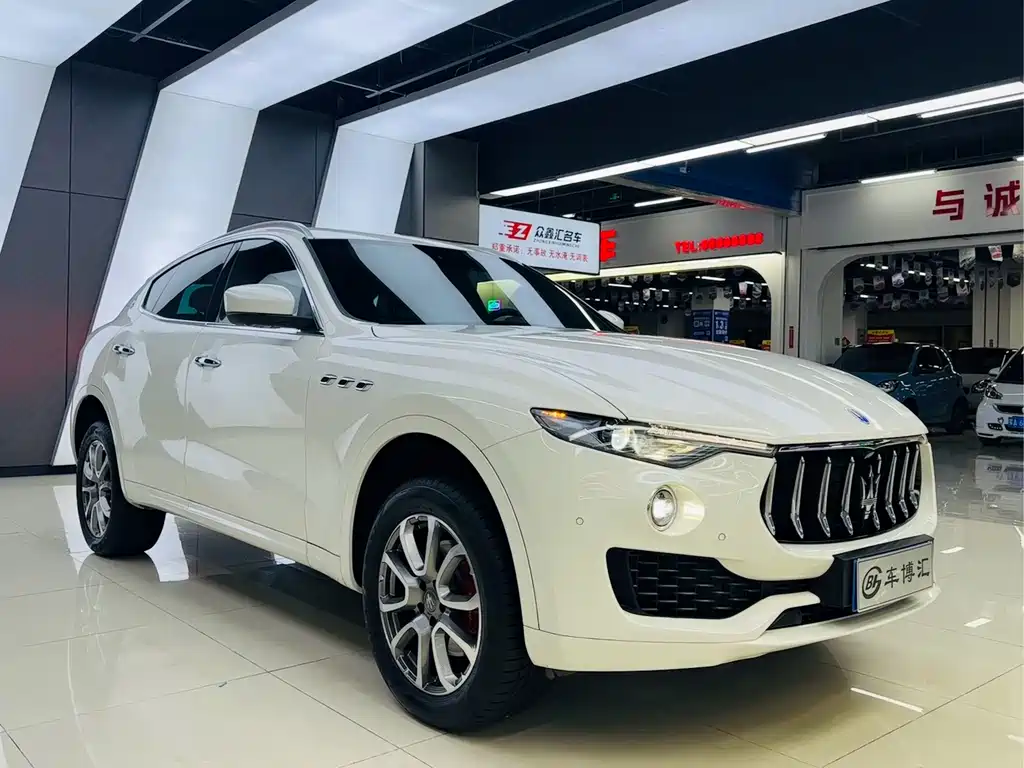 Maserati Levante 2017 — фото 3