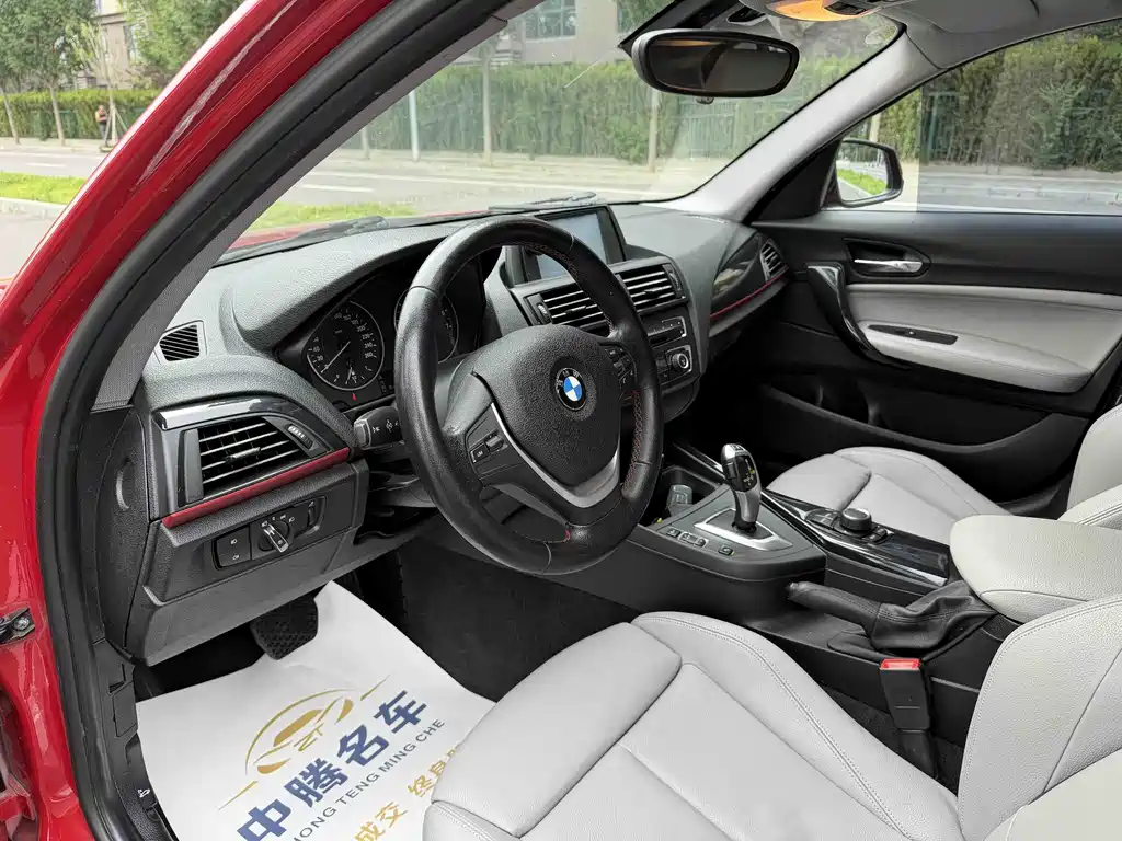 BMW 1 Series 2012 — фото 9