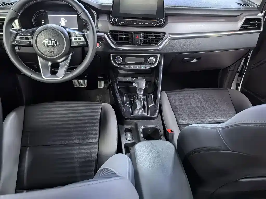 Kia Sportage 2021 — фото 8