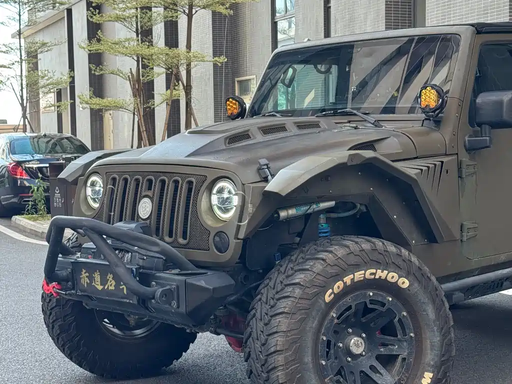 Jeep Wrangler 2014 — фото 5