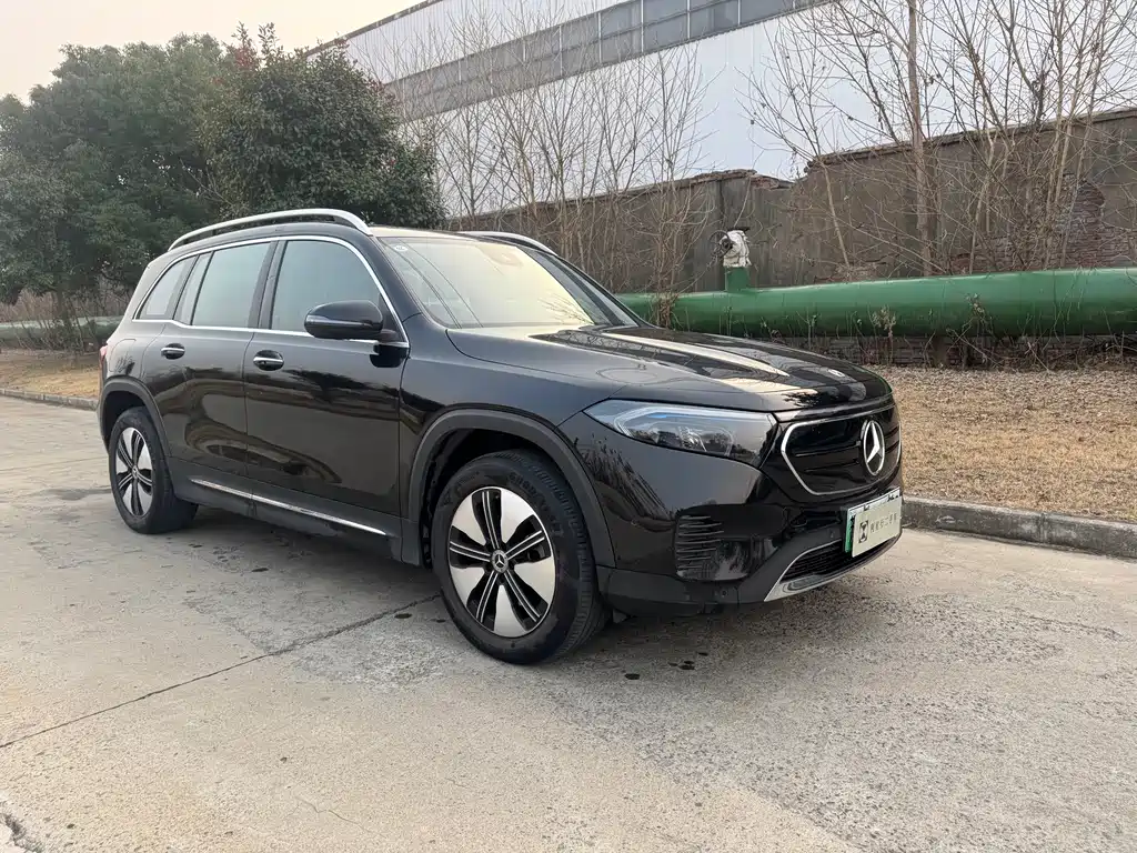 Mercedes-Benz EQB 2024