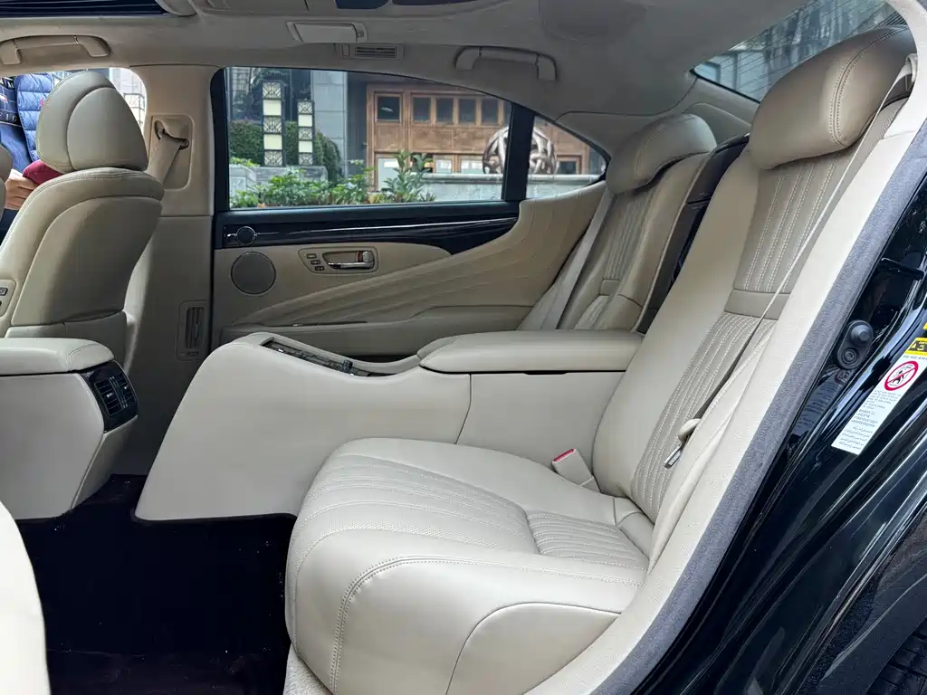 Lexus LS 2008 — фото 10