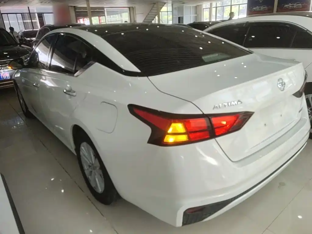 Nissan Teana 2019 — фото 23