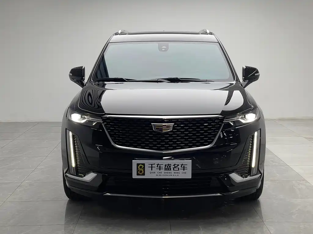 Cadillac XT6 2023 — фото 2
