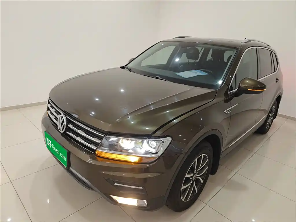 Volkswagen Tiguan L 2018 — фото 2