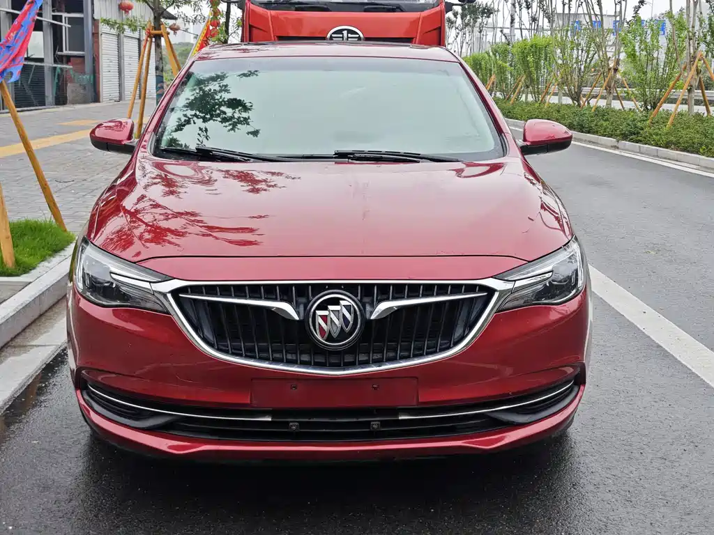 Buick Excelle 2019 — фото 2