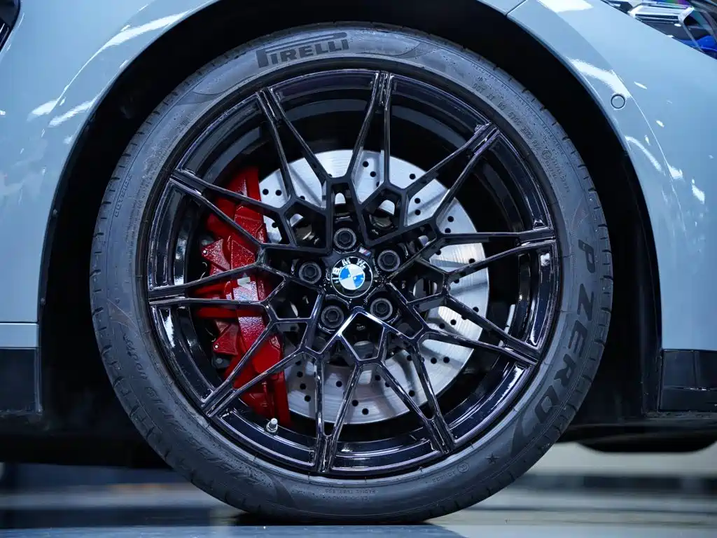 BMW M3 2024 — фото 10