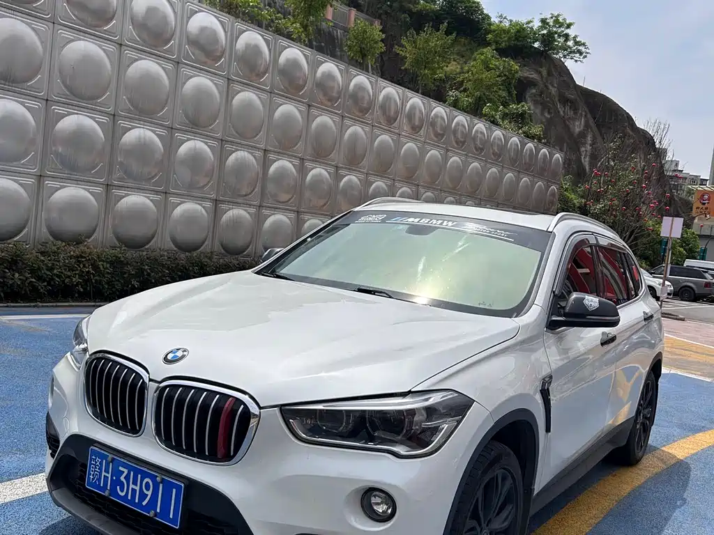 BMW X1 2019 — фото 1