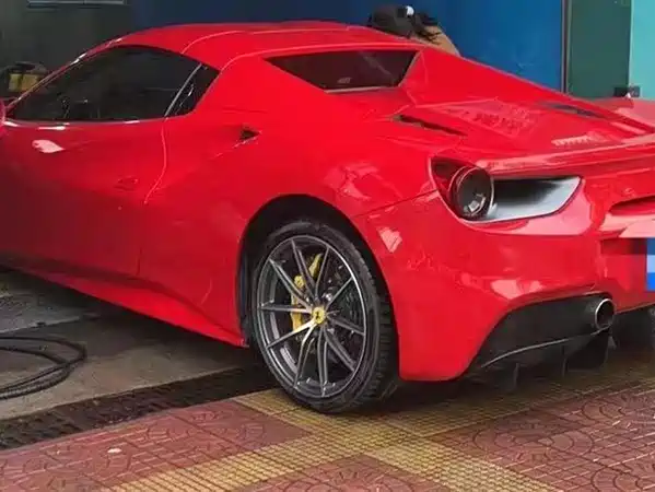 Ferrari 488 2015