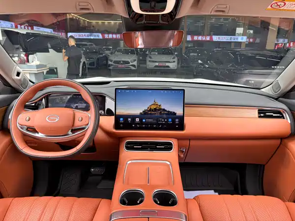 GAC Trumpchi S9 2025