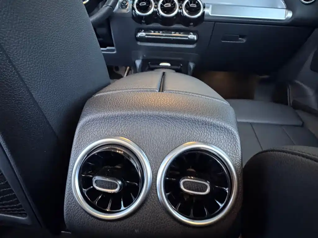 Mercedes-Benz GLB 2021 — фото 11