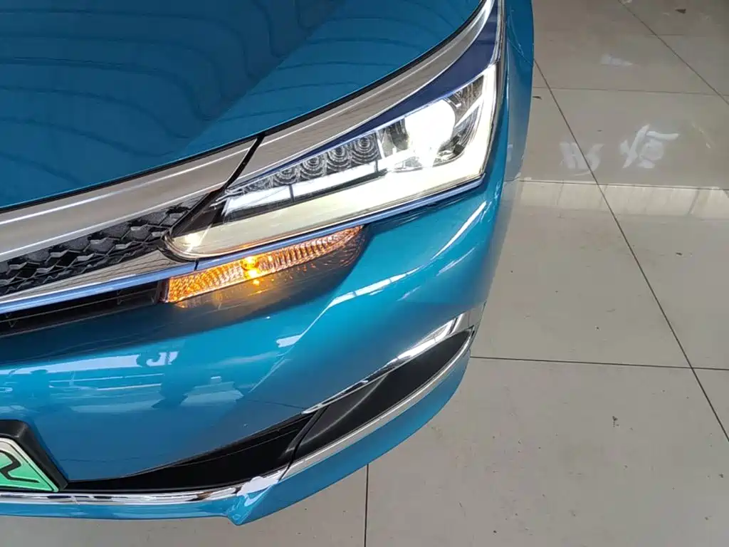 Toyota Corolla Hybrid 2019 — фото 24