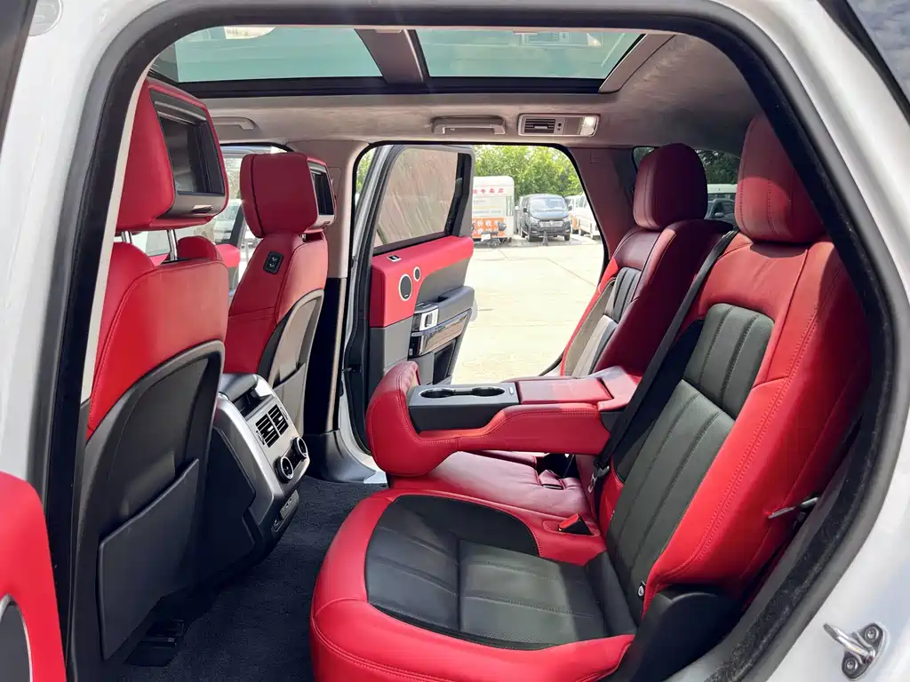 Land Rover Range Rover Sport 2021 — фото 20