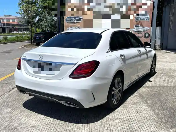 Mercedes-Benz C-Class 2019