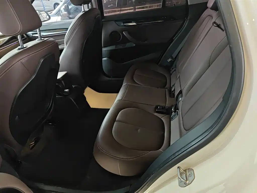 BMW X1 2020 — фото 17