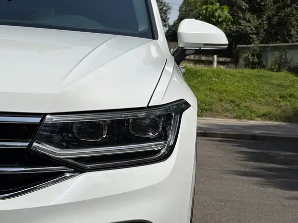 Volkswagen Tiguan L 2024