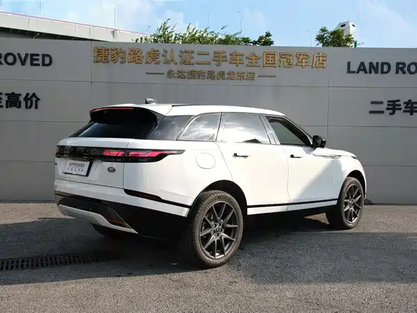 Land Rover Range Rover Velar 2025