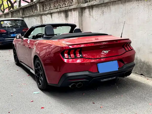 Ford Mustang 2024