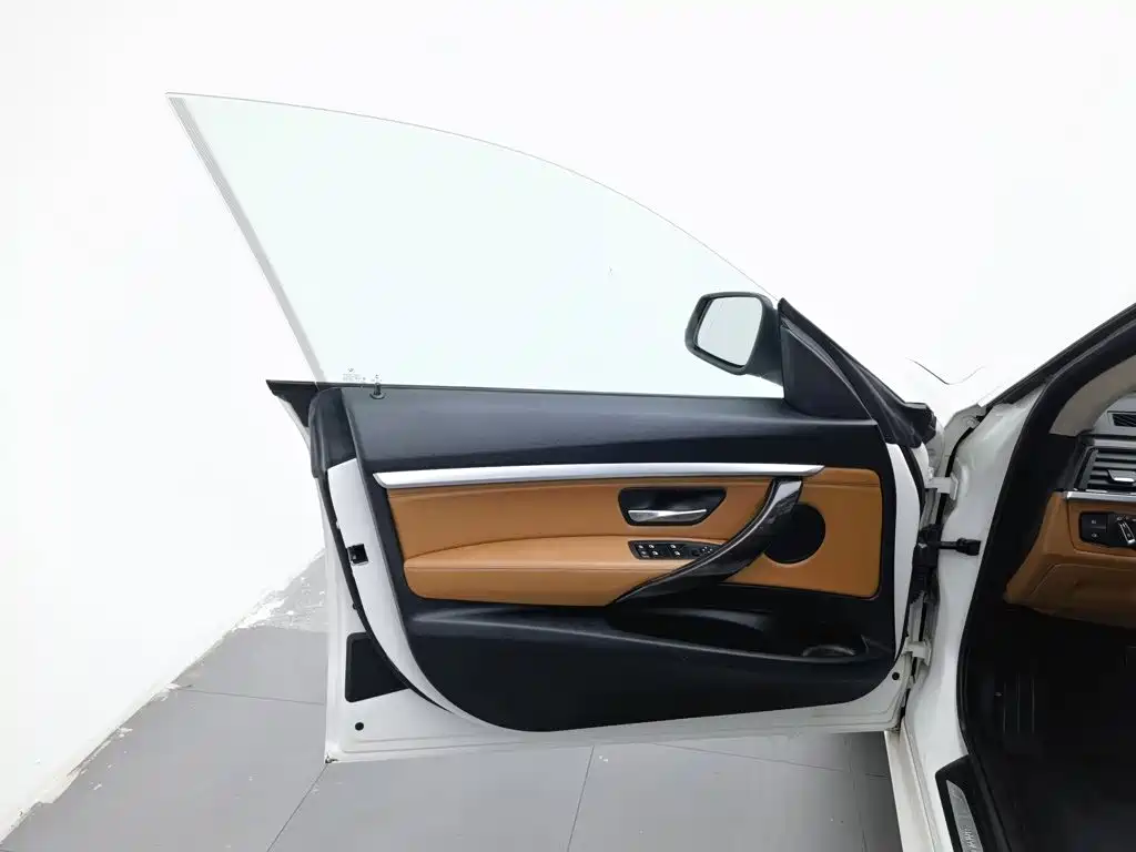 BMW 3 Series GT 2015 — фото 8