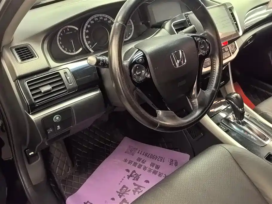 Honda Accord 2017 — фото 12