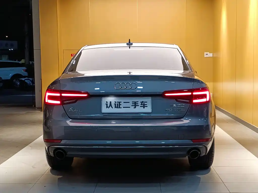 Audi A4L 2018 — фото 28