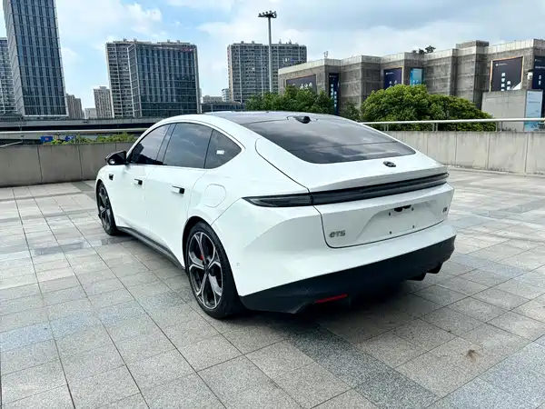 NIO ET5 2024