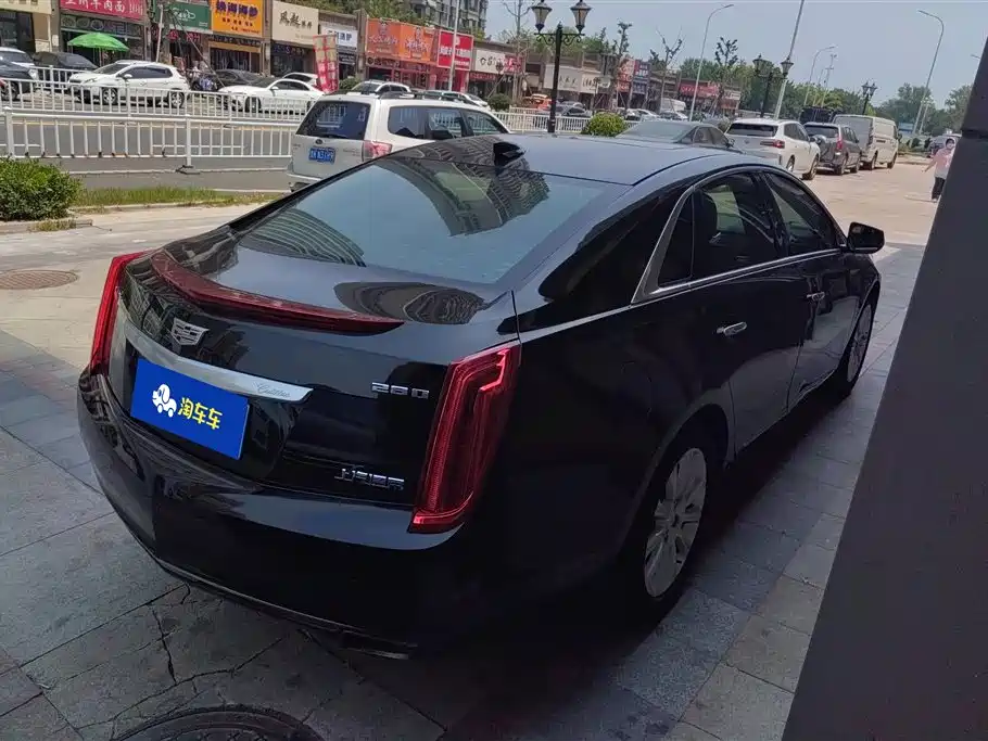 Cadillac XTS 2017 — фото 3