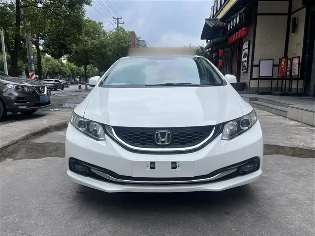 Honda Civic 2015 — фото 20