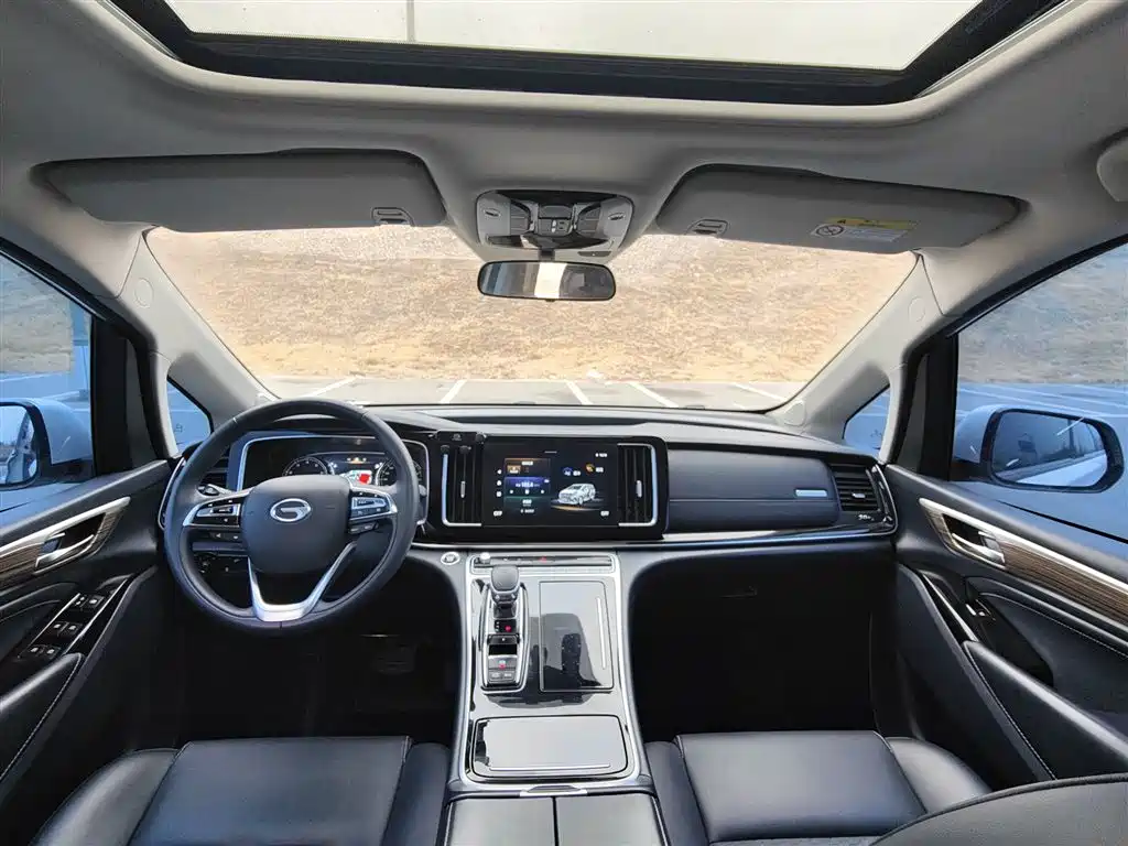 GAC Motor Trumpchi M8 2024 — фото 12