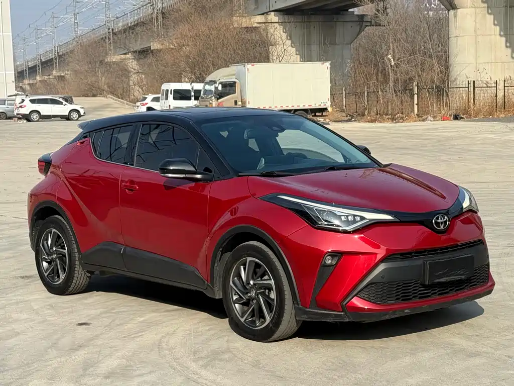 Toyota C-HR 2022 — фото 3